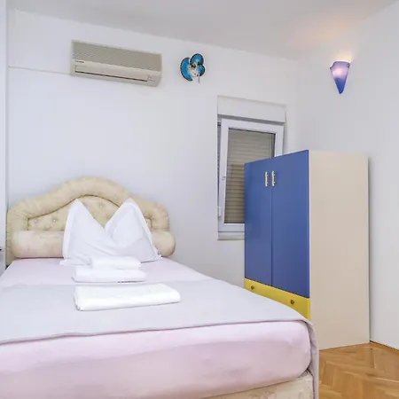 Cozy In With Jacuzzi Feriehus Makarska